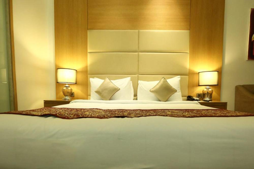 Hotel The Umrao Nowe Delhi Zewnętrze zdjęcie