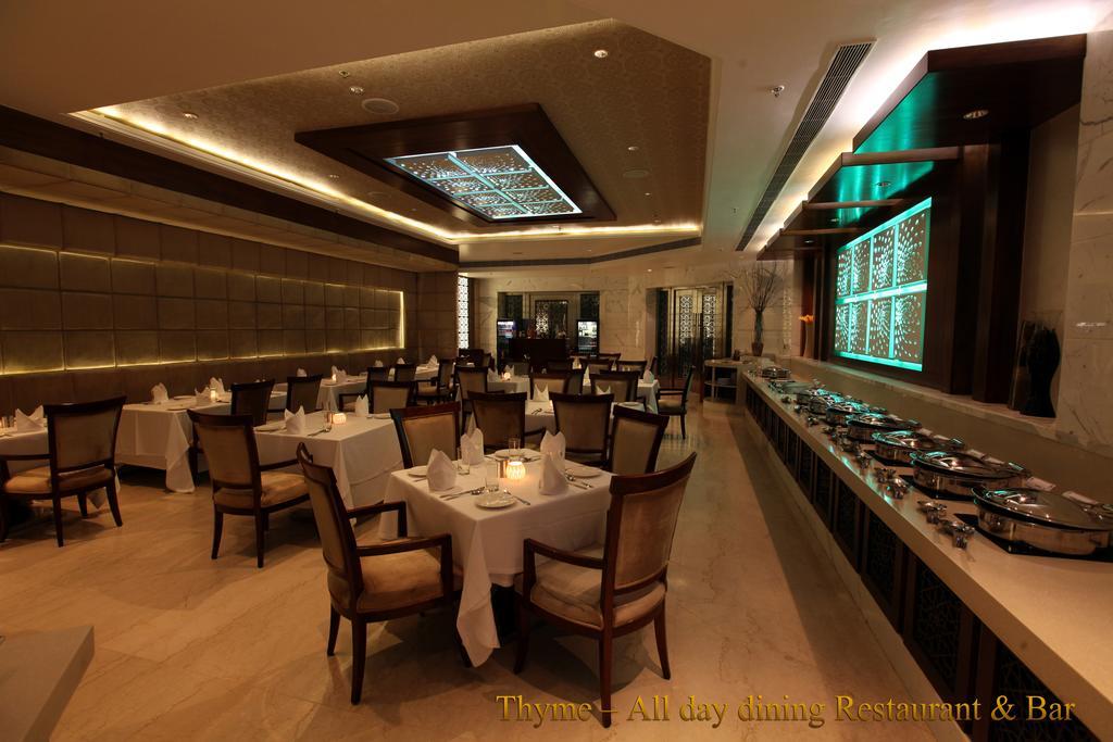 Hotel The Umrao Nowe Delhi Zewnętrze zdjęcie