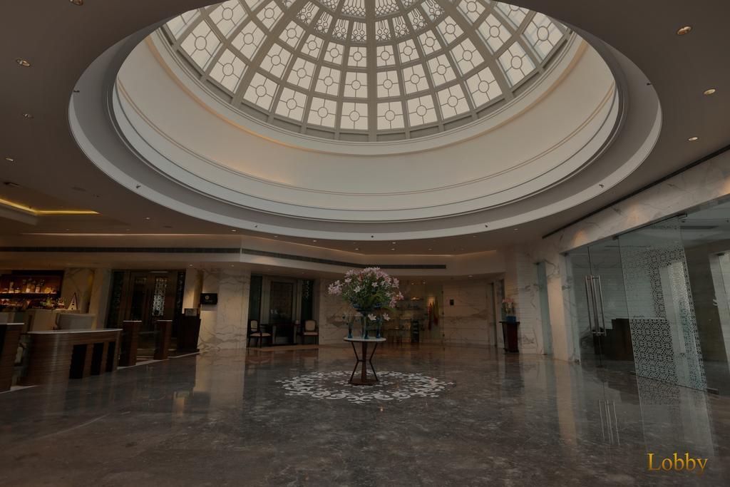 Hotel The Umrao Nowe Delhi Zewnętrze zdjęcie