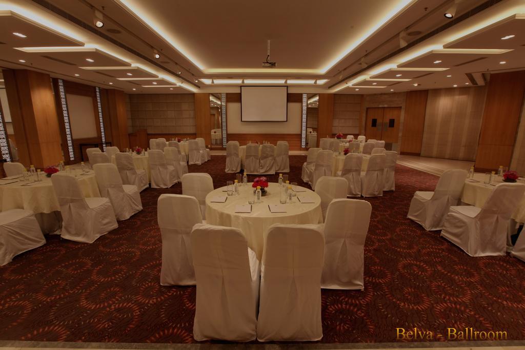 Hotel The Umrao Nowe Delhi Zewnętrze zdjęcie